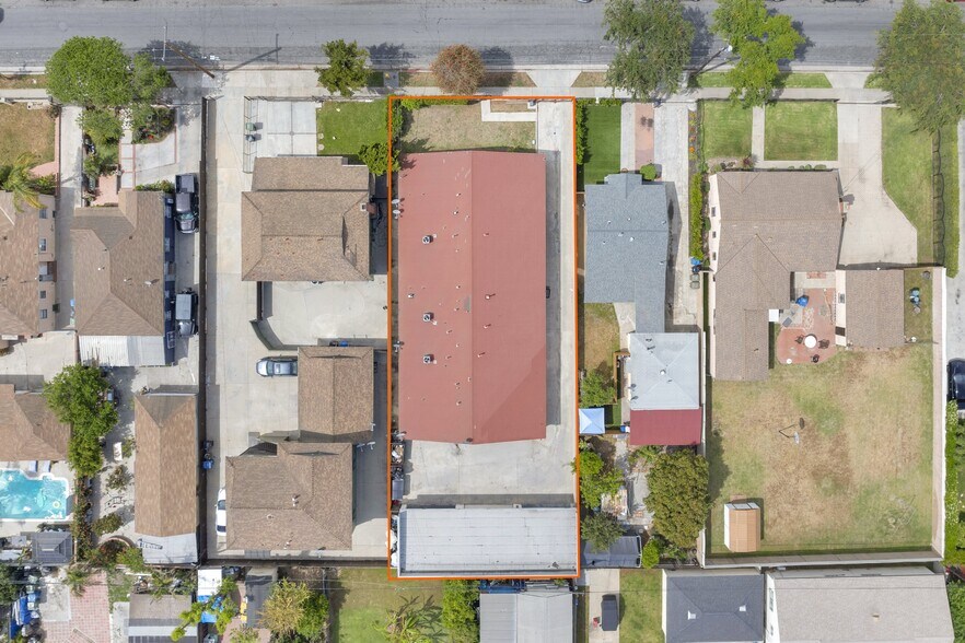3910 W 112th St, Inglewood, CA à vendre - Photo de l’immeuble – Image 3 sur 7