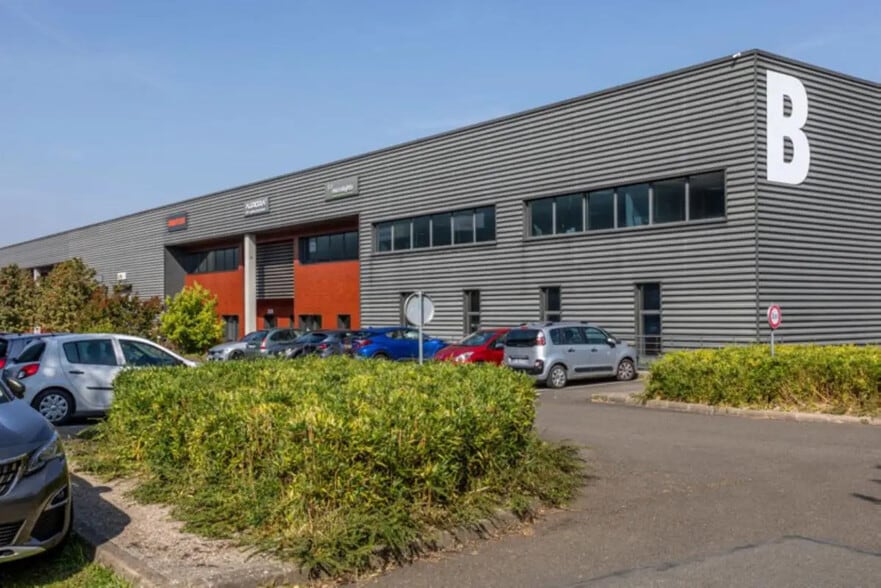 1 Rue Jean Mermoz, Gonesse à louer - Photo de l’immeuble – Image 2 sur 14