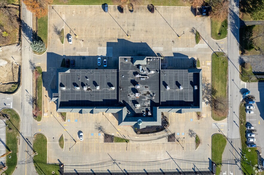 497-519 E Aurora Rd, Macedonia, OH à louer - Aérien – Image 3 sur 7