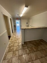 1209 SE 10th St, Cape Coral, FL à louer Photo intérieure– Image 2 sur 15