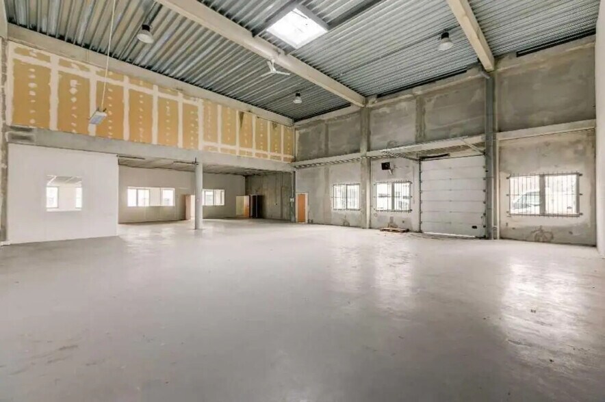 Local d’activités dans Argenteuil à louer - Photo intérieure – Image 3 sur 5