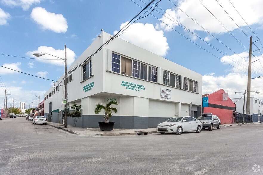 2159 NW 1st Ct, Miami, FL à louer - Photo de l’immeuble – Image 2 sur 3