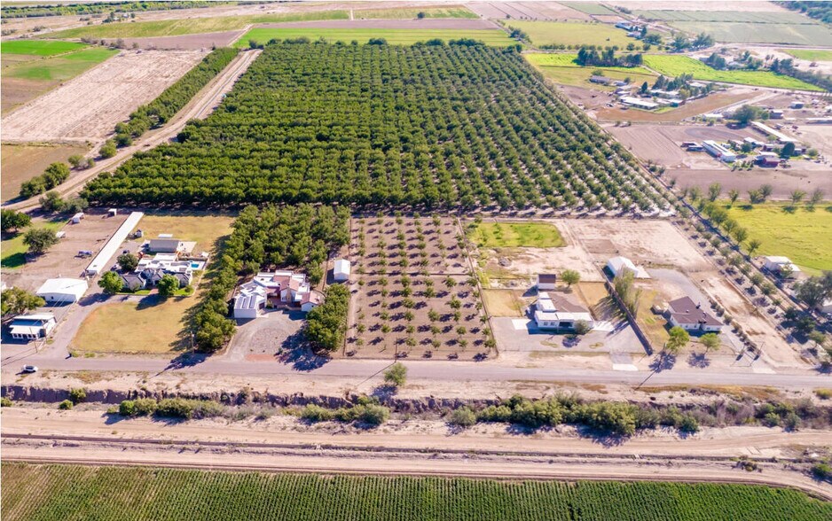 1590 Vinton Rd, Anthony, NM à vendre - Photo de l’immeuble – Image 3 sur 8