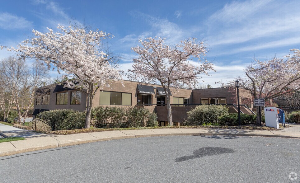 10151 York Rd, Cockeysville, MD à louer - Photo de l’immeuble – Image 3 sur 4