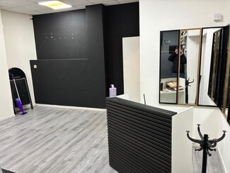 Plus de détails pour 2-6 Jarvey St, Bathgate - Local commercial à louer