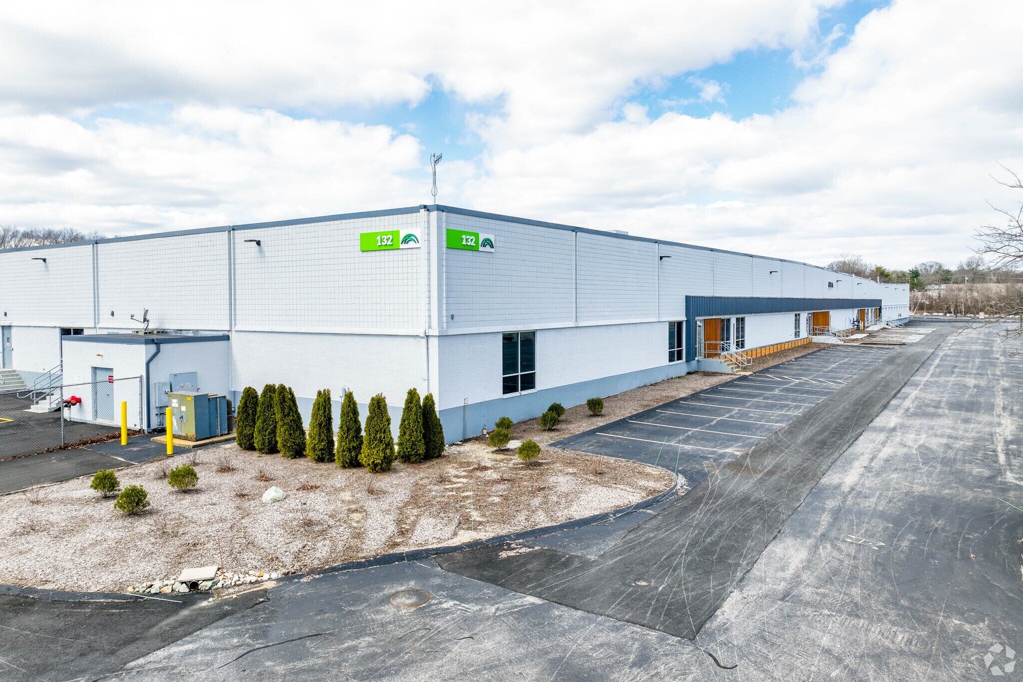 132 Campanelli Industrial Dr, Brockton, MA à louer Photo principale– Image 1 sur 9
