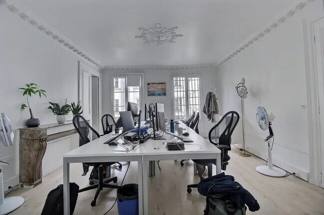 Plus de détails pour 40 Bis Rue Du Faubourg Poissonnière, Paris - Bureau à louer