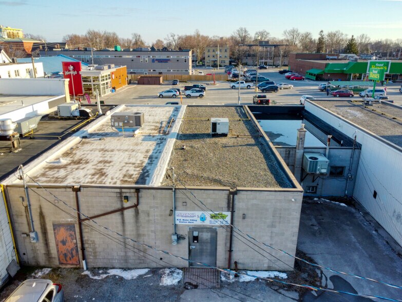 101 Clarence St, Port Colborne, ON à vendre - Photo de l’immeuble – Image 3 sur 18