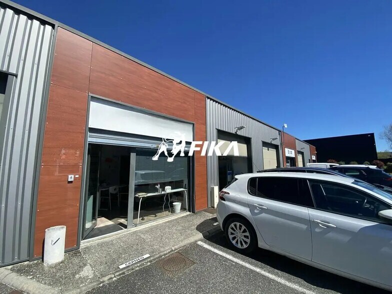 Local d’activités dans Montrabé à louer - Photo de l’immeuble – Image 1 sur 7