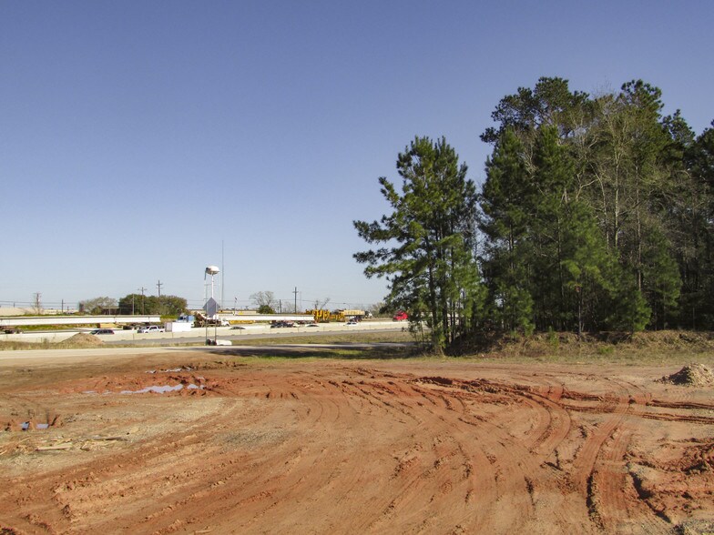 1.99 Ac I-45 Service Rd, Huntsville, TX à vendre - Autre – Image 3 sur 14