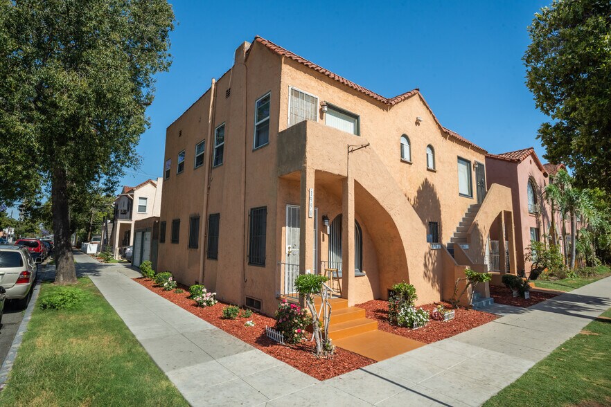 1990 Cedar Ave, Long Beach, CA à vendre - Photo de l’immeuble – Image 3 sur 15