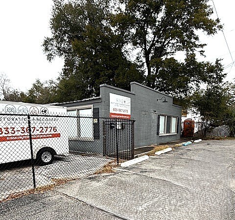 1249 Old Corry Field Rd, Pensacola, FL à vendre - Photo de l’immeuble – Image 3 sur 10