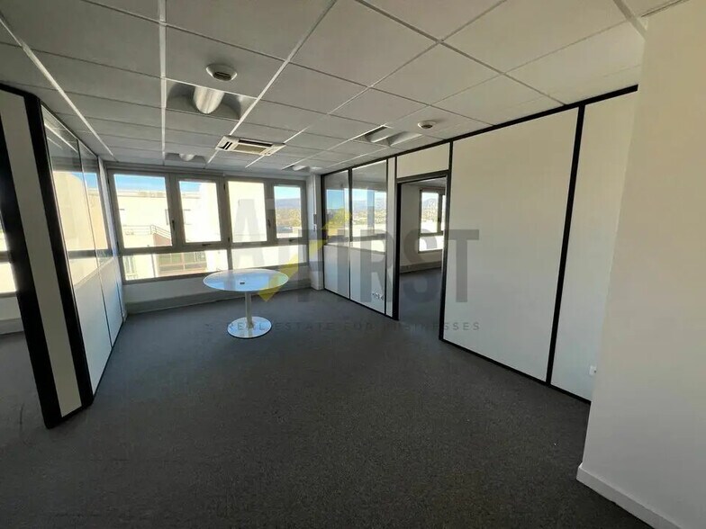 Bureau dans BIOT à louer - Photo intérieure – Image 2 sur 8