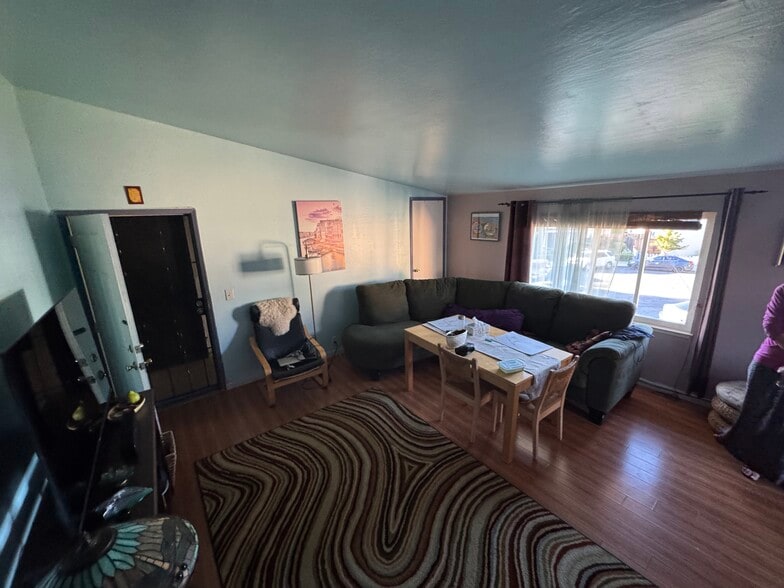 614 Beta Ct, Campbell, CA à vendre - Photo de l’immeuble – Image 2 sur 9