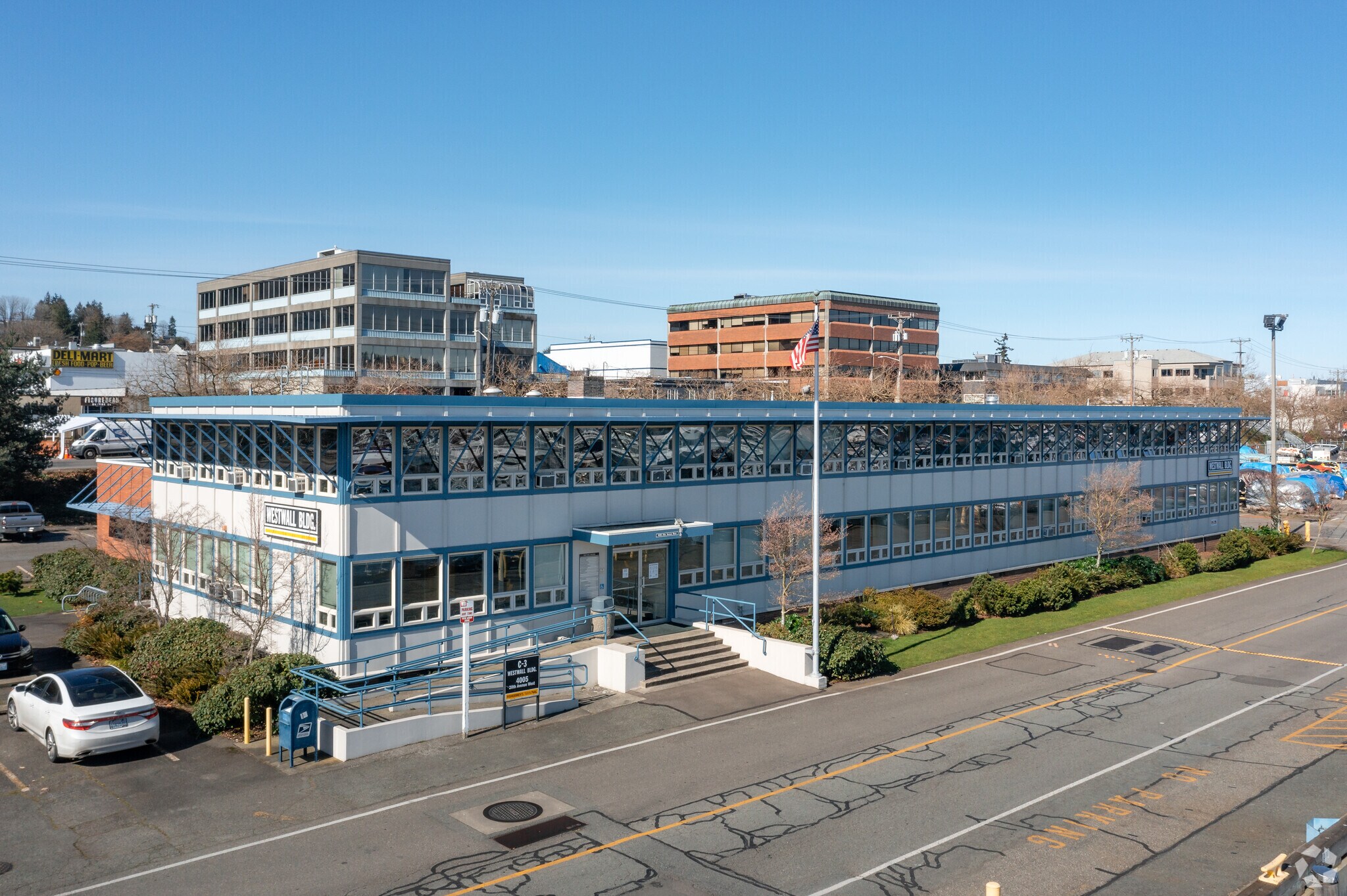 4005 20th Ave W, Seattle, WA à louer Photo principale– Image 1 sur 8