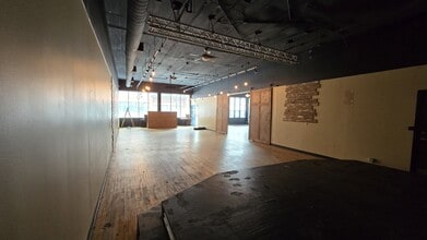 609 S 10th St, Minneapolis, MN à louer Photo intérieure– Image 1 sur 8