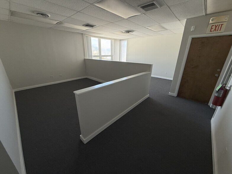 2222 Morris Ave, Union Township, NJ à louer - Photo de l’immeuble – Image 2 sur 4