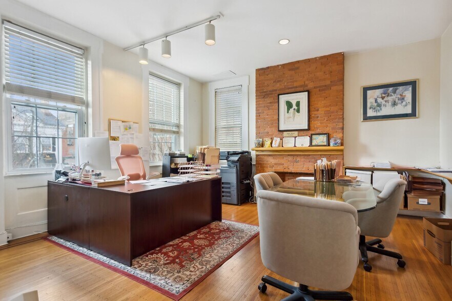 27 Elm St, New Haven, CT à louer - Photo intérieure – Image 3 sur 12