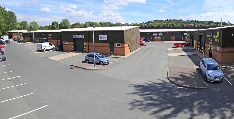 Pimlico Rd, Runcorn à louer - Photo de l’immeuble – Image 3 sur 13