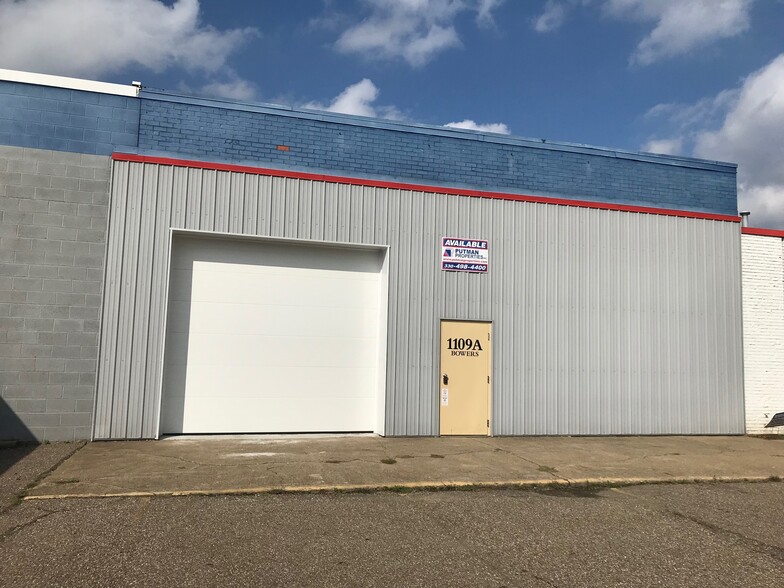 1109-1139 Bowers Ave NW, New Philadelphia, OH à louer - Photo de l’immeuble – Image 2 sur 4