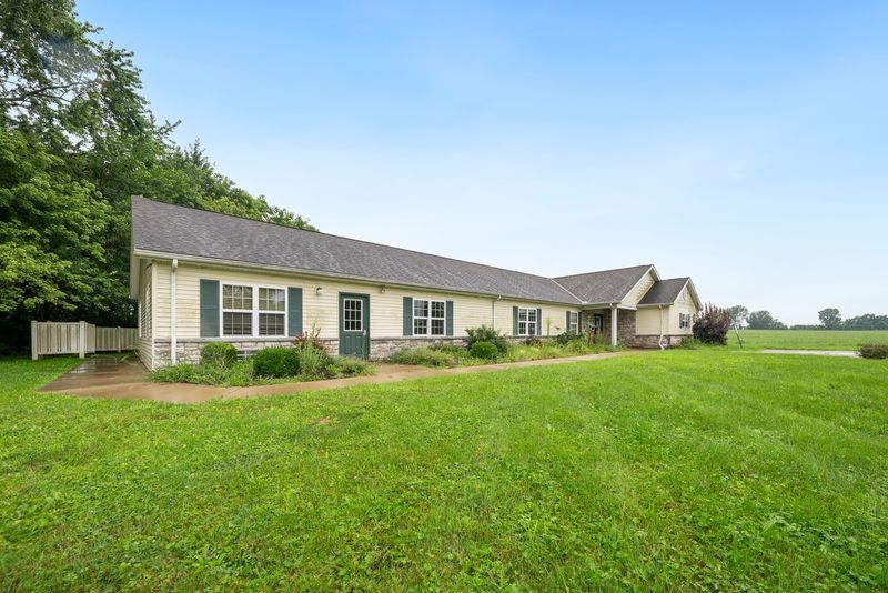 80 Miller St, Centerburg, OH à louer - Photo de l’immeuble – Image 3 sur 45