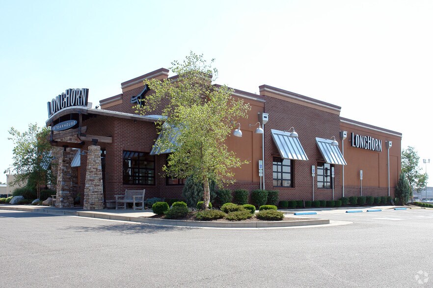 280-320 N Green River Rd, Evansville, IN à louer - Photo principale – Image 1 sur 2