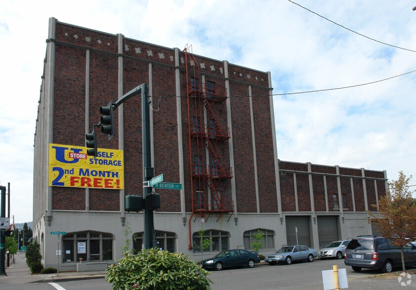 407 N Broadway St, Portland, OR à louer - Photo principale – Image 2 sur 4