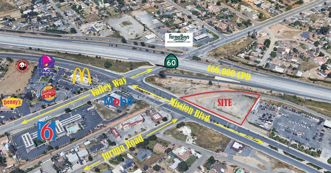 6645 Mission Blvd, Jurupa Valley, CA à louer Aérien– Image 1 sur 3
