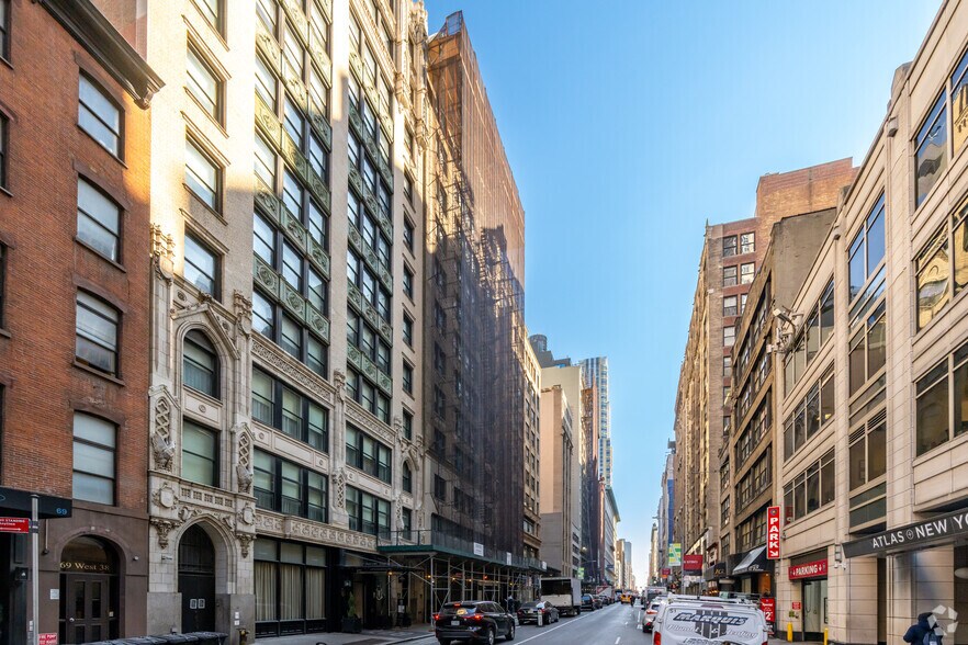 57 W 38th St, New York, NY à louer - Photo de l’immeuble – Image 2 sur 2