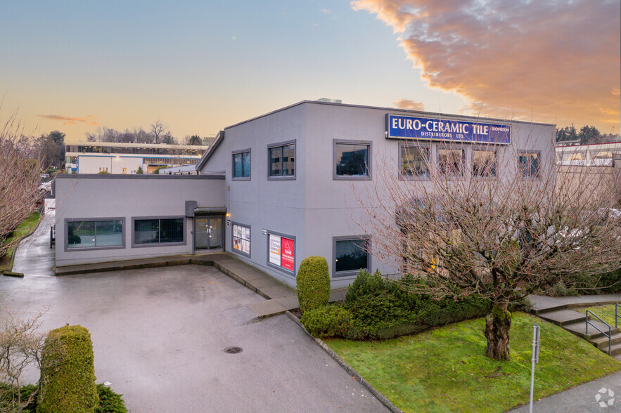 4288 Manor St, Burnaby, BC à louer - Photo de l’immeuble – Image 3 sur 3