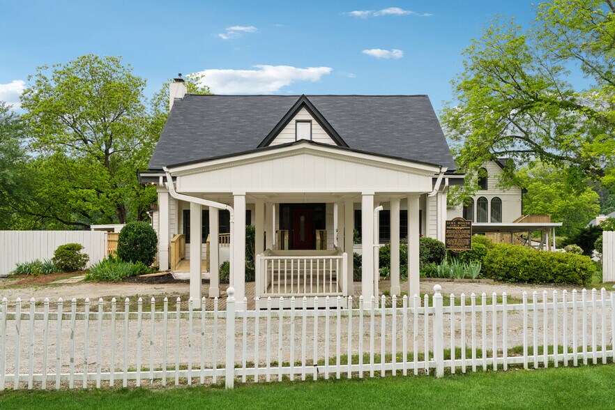 4487 Trickum Rd NE, Marietta, GA à vendre - Photo de l’immeuble – Image 2 sur 40