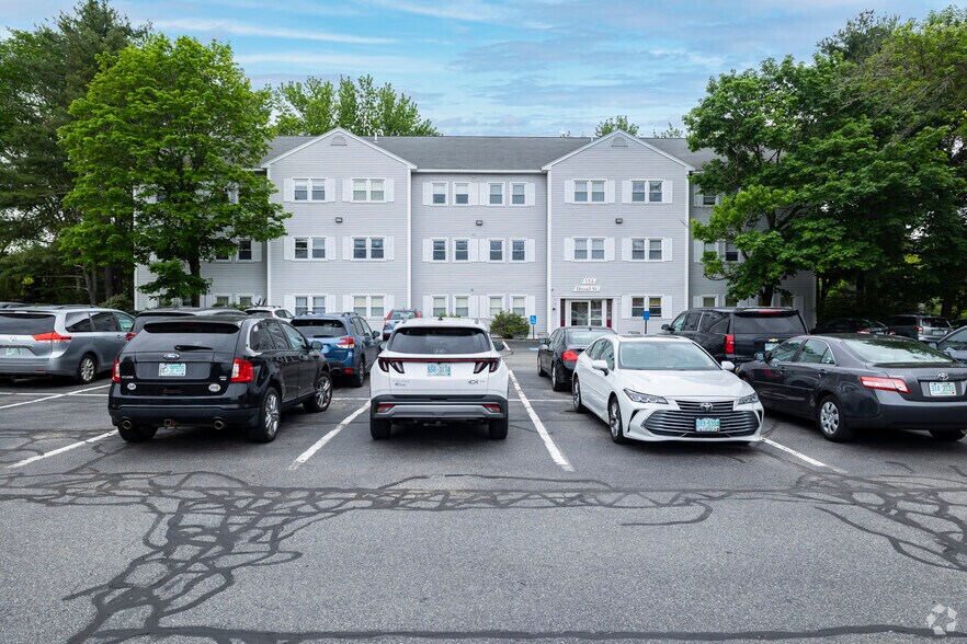 154 Broad St, Nashua, NH à louer - Photo de l’immeuble – Image 3 sur 3