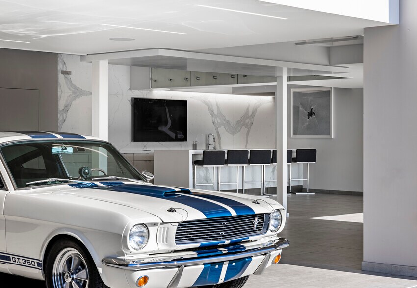 40-41 Straightaway Dr, Pontiac, MI à vendre - Photo de l’immeuble – Image 2 sur 25