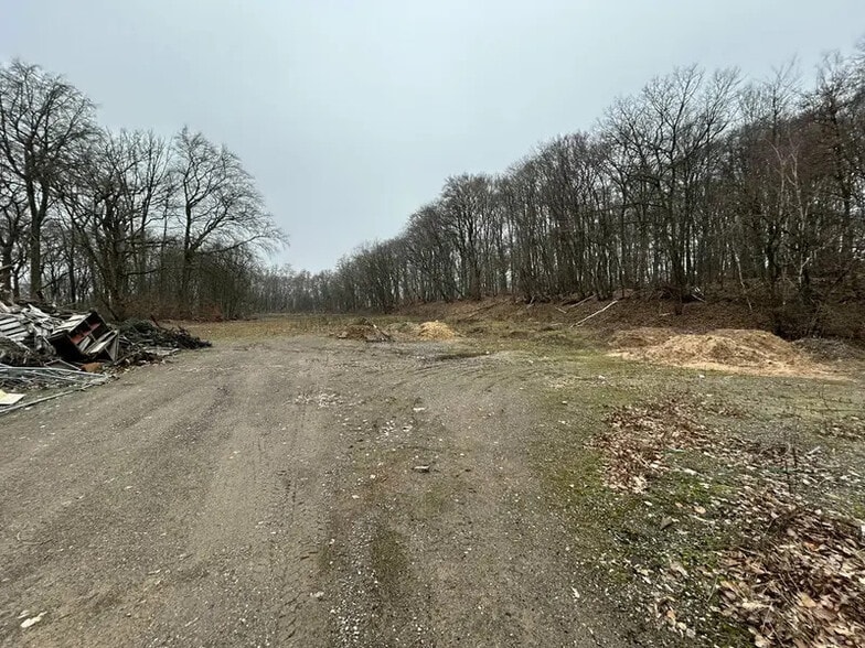 Bureau dans Petite-Rosselle à louer - Plan de site – Image 3 sur 15