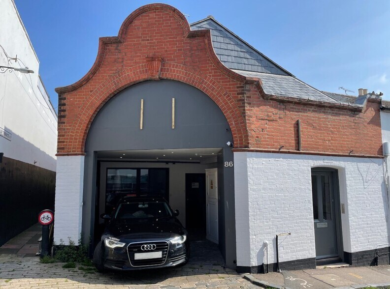 86 Gloucester Rd, Brighton à vendre - Photo de l’immeuble – Image 2 sur 7
