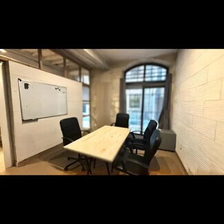 Plus de détails pour 21 Rue Du Chai Des Farines, Bordeaux - Bureau à louer