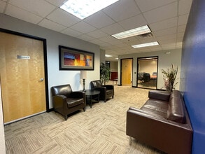 2400 N Central Ave, Phoenix, AZ à louer Photo intérieure– Image 2 sur 10