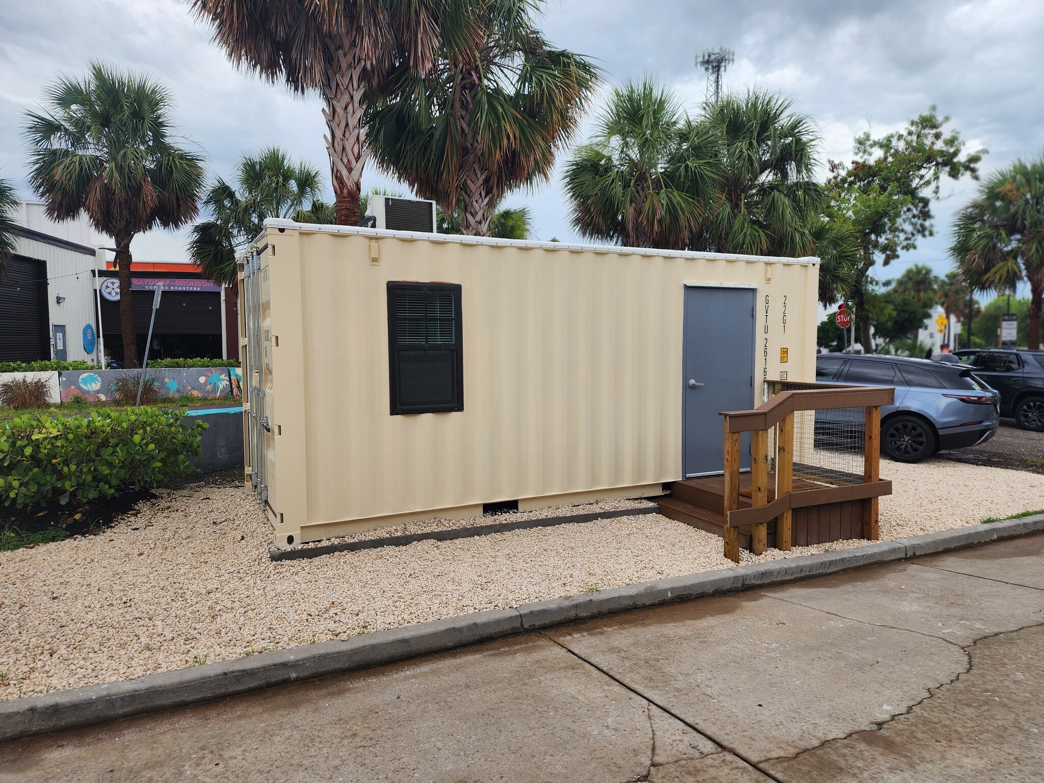 1942 2nd Ave S, Saint Petersburg, FL à louer Photo de l’immeuble– Image 1 sur 3