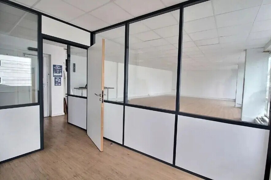 6 Rue Du Docteur Finlay, Paris à louer - Photo de l’immeuble – Image 3 sur 4