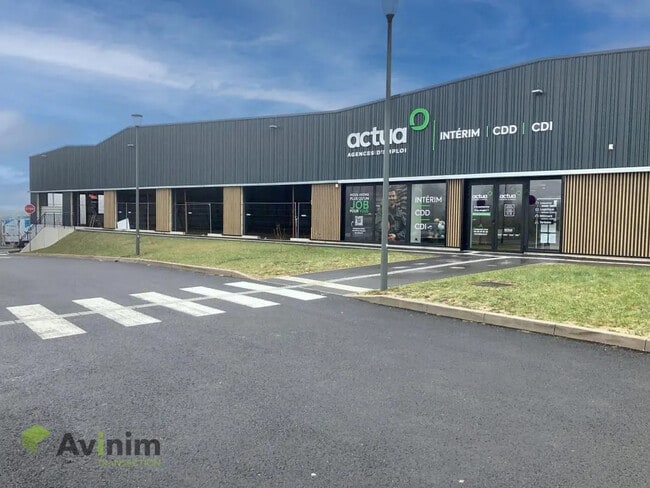 Plus de détails pour Local commercial à vendre
