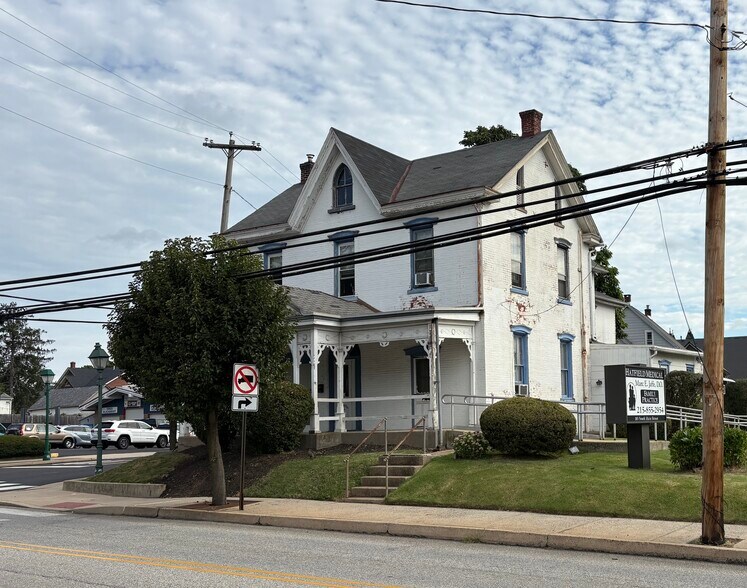 105 S Main St, Hatfield, PA à vendre - Photo de l’immeuble – Image 2 sur 8