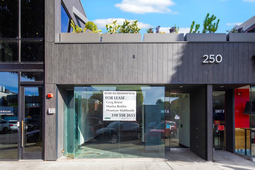 250 S Beverly Dr, Beverly Hills, CA à louer - Photo de l’immeuble – Image 2 sur 3