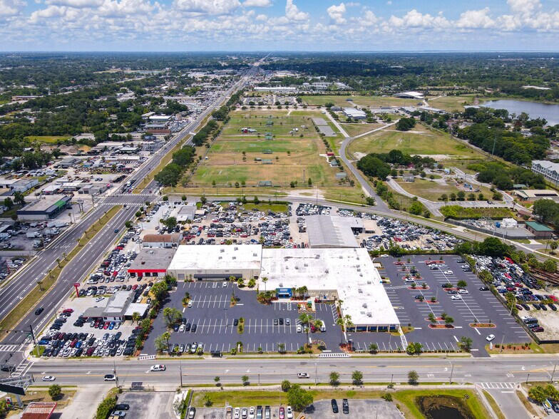 800-840 Mercy Dr, Orlando, FL à louer - Photo de l’immeuble – Image 2 sur 22