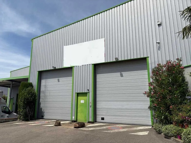 Industriel/Logistique dans MARCILLY-D'AZERGUES à louer - Photo de l’immeuble – Image 2 sur 13