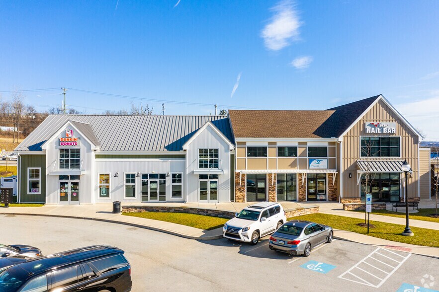 12 General Warren Blvd, Malvern, PA à louer - Photo de l’immeuble – Image 3 sur 6