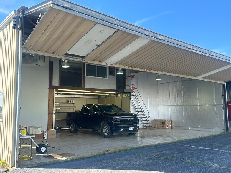 10 Hangar Rd, Vineyard Haven, MA à louer - Photo de l’immeuble – Image 3 sur 39
