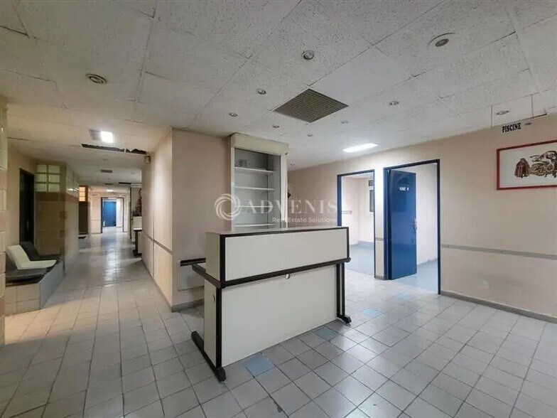 Local commercial dans Saint-Denis à vendre - Photo intérieure – Image 1 sur 8