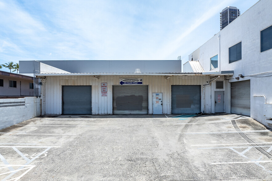 1079-1085 S Beretania St, Honolulu, HI à louer - Photo de l’immeuble – Image 3 sur 9