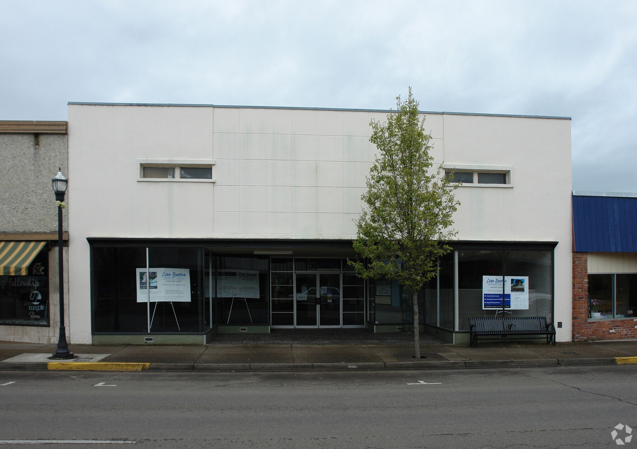 550 S Main St, Lebanon, OR à vendre Photo principale– Image 1 sur 17