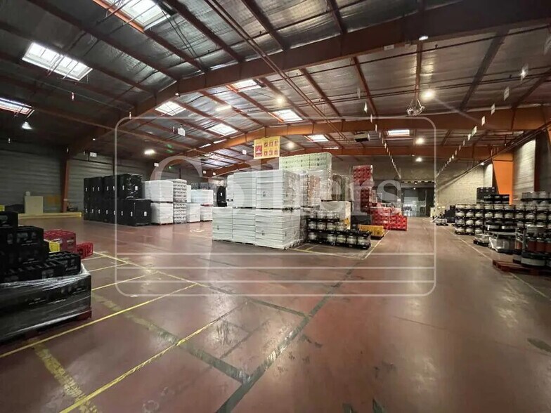 Industriel/Logistique dans Tarascon à louer - Photo de l’immeuble – Image 1 sur 10